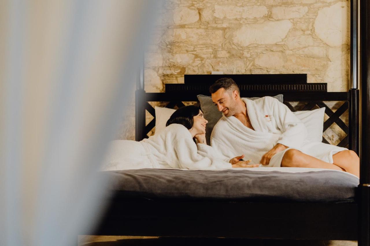 Oinou Strata - Adults Only Bed and Breakfast Vouni Buitenkant foto
