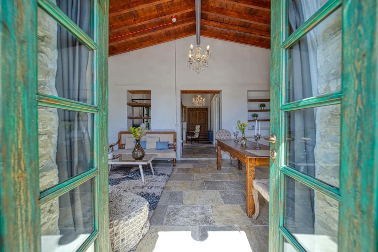 Oinou Strata - Adults Only Bed and Breakfast Vouni Buitenkant foto