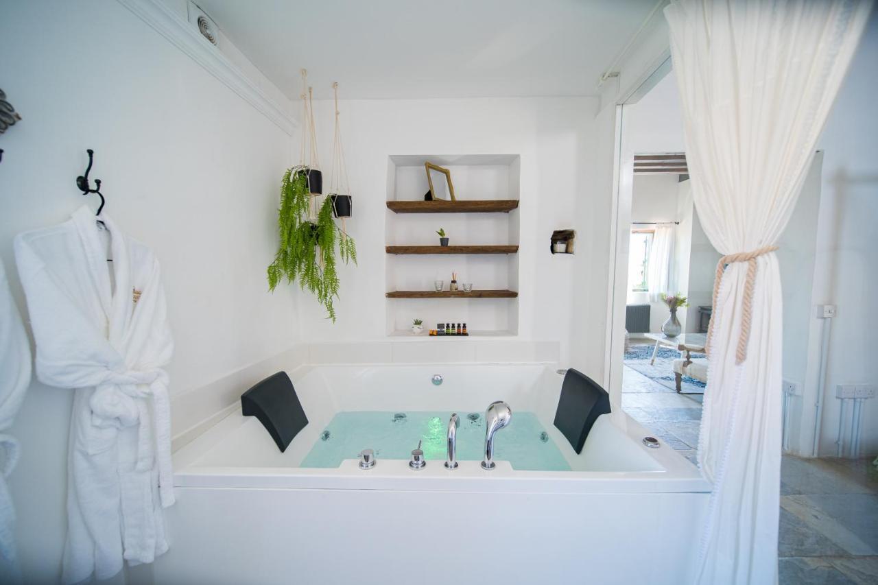 Oinou Strata - Adults Only Bed and Breakfast Vouni Buitenkant foto