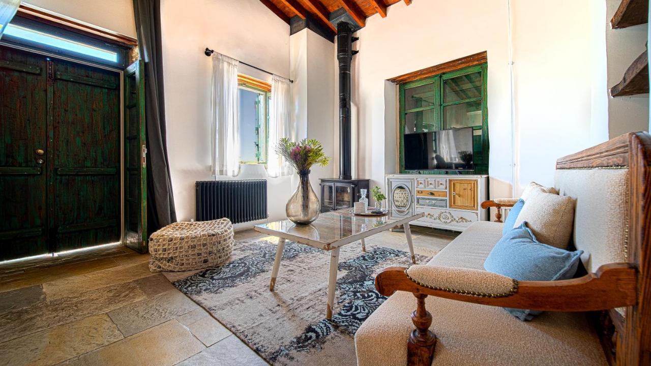 Oinou Strata - Adults Only Bed and Breakfast Vouni Buitenkant foto