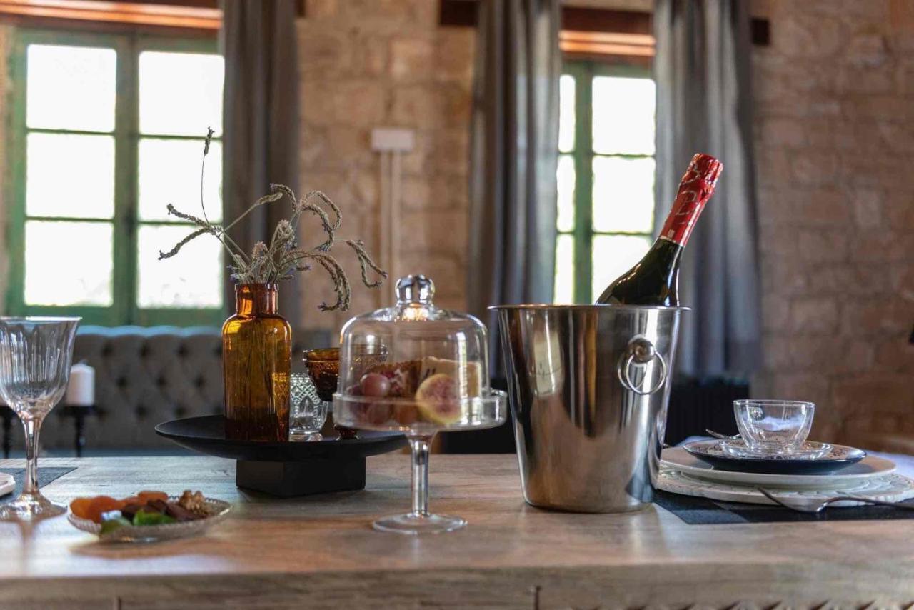 Oinou Strata - Adults Only Bed and Breakfast Vouni Buitenkant foto